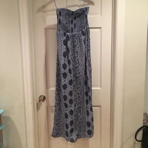 American Eagle Outfitters strapless maxi size sm